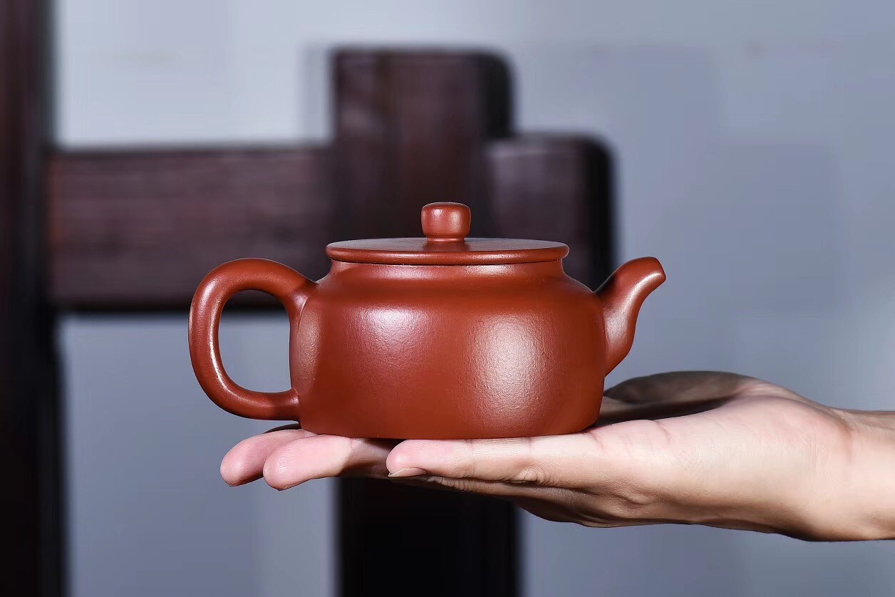 戚志君作品 平盖德钟