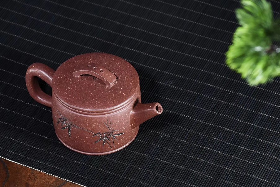 戚志君作品 汉瓦