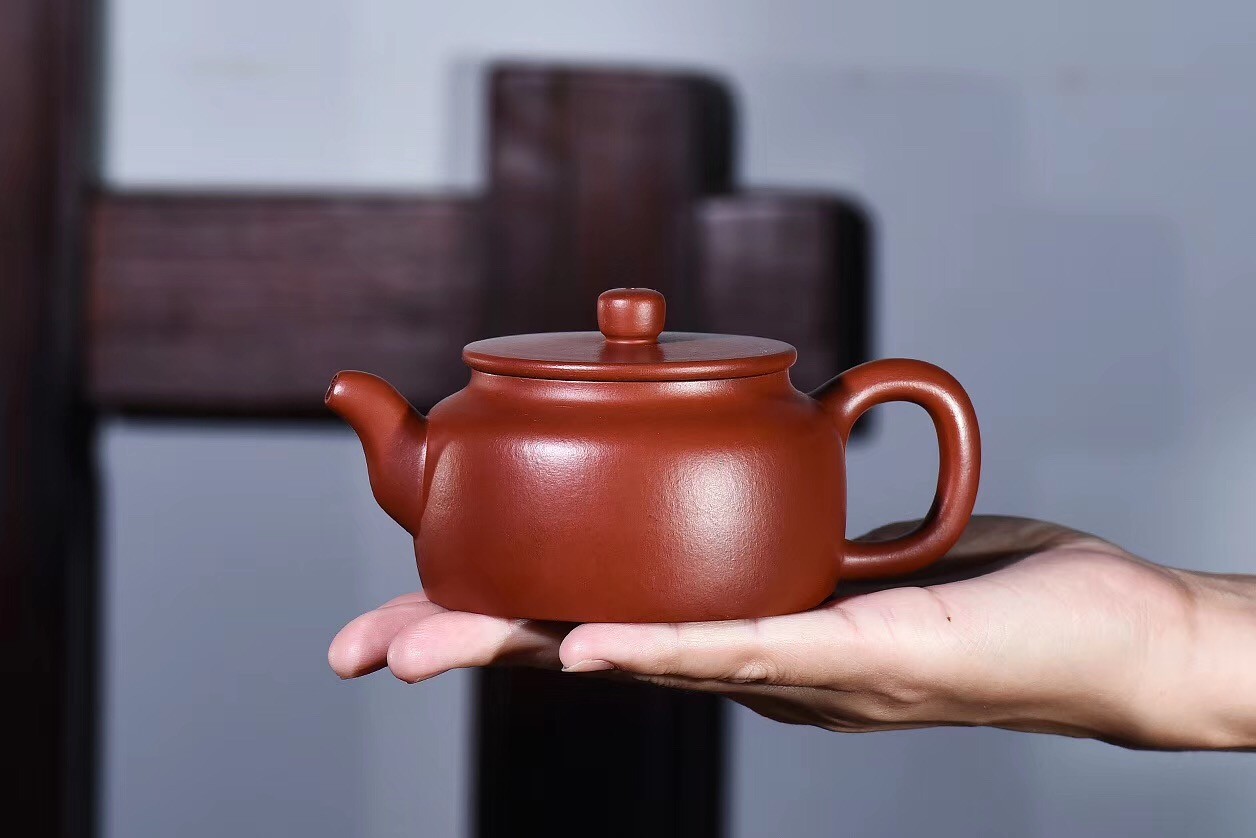 戚志君作品 平盖德钟