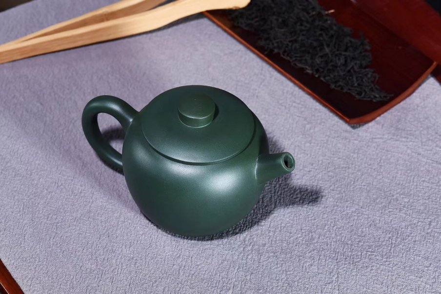 戚志君作品 巨轮珠