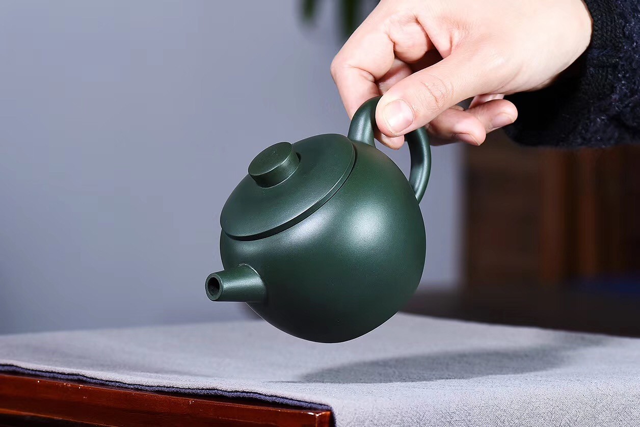 戚志君作品 巨轮珠