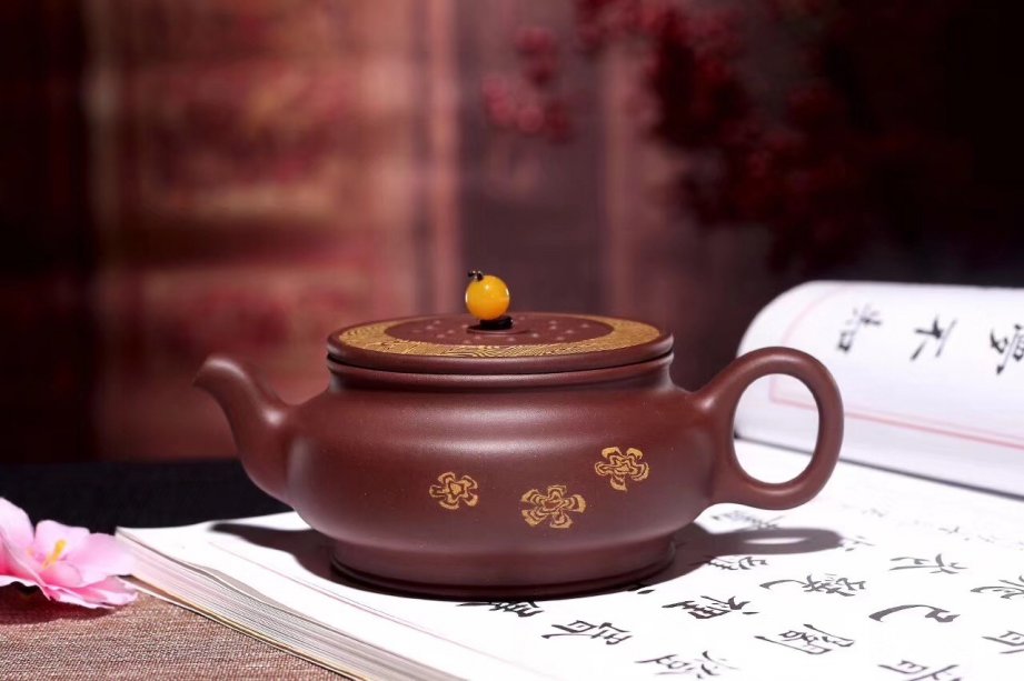 杨国琴作品 浮香绕岸