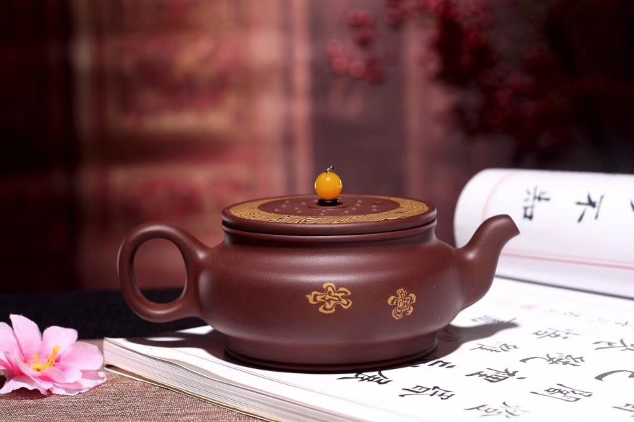 杨国琴作品 浮香绕岸
