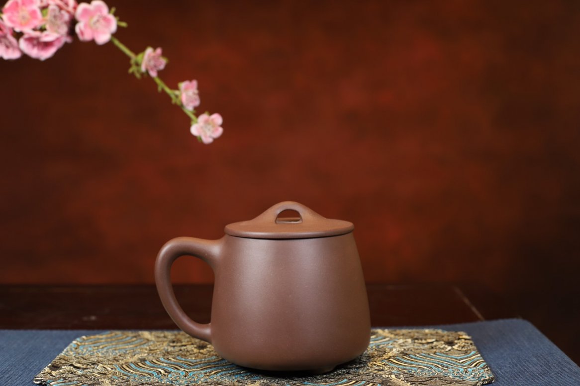 陈伟宝作品 梅花竹节盖杯
