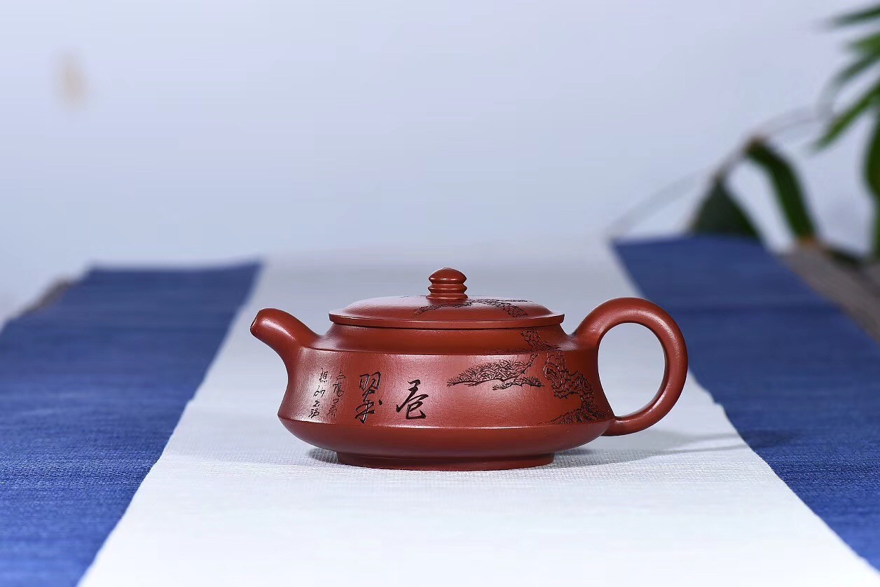 戚志君作品 合盘