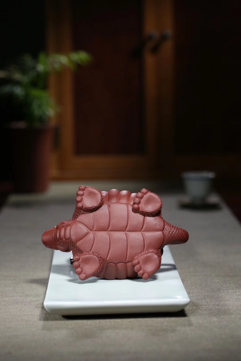 张伟军作品 金龟出海