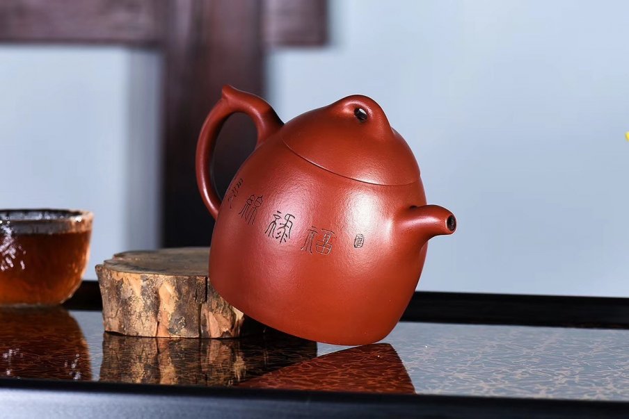 戚志君作品 松鹿秦权