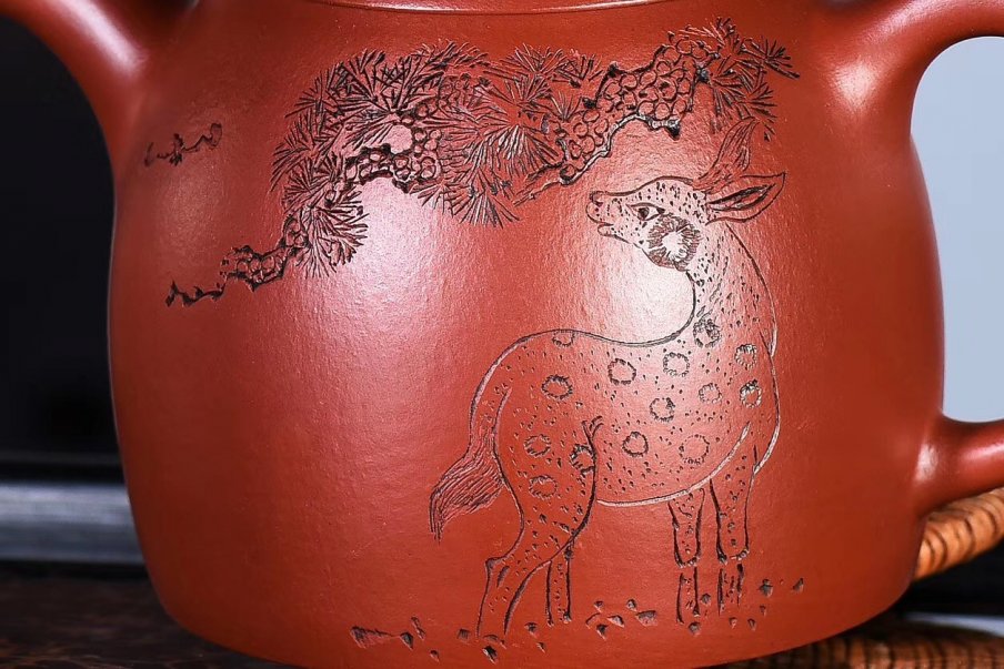 戚志君作品 松鹿秦权