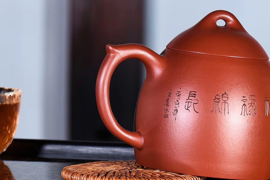 戚志君作品 松鹿秦权
