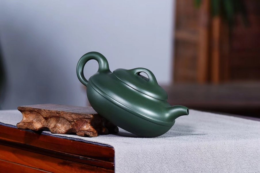 戚志君作品 线圆