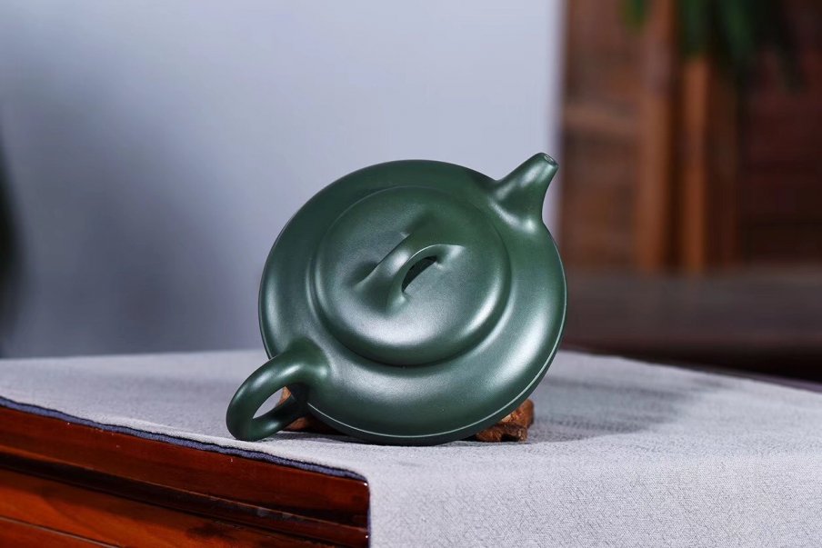 戚志君作品 线圆