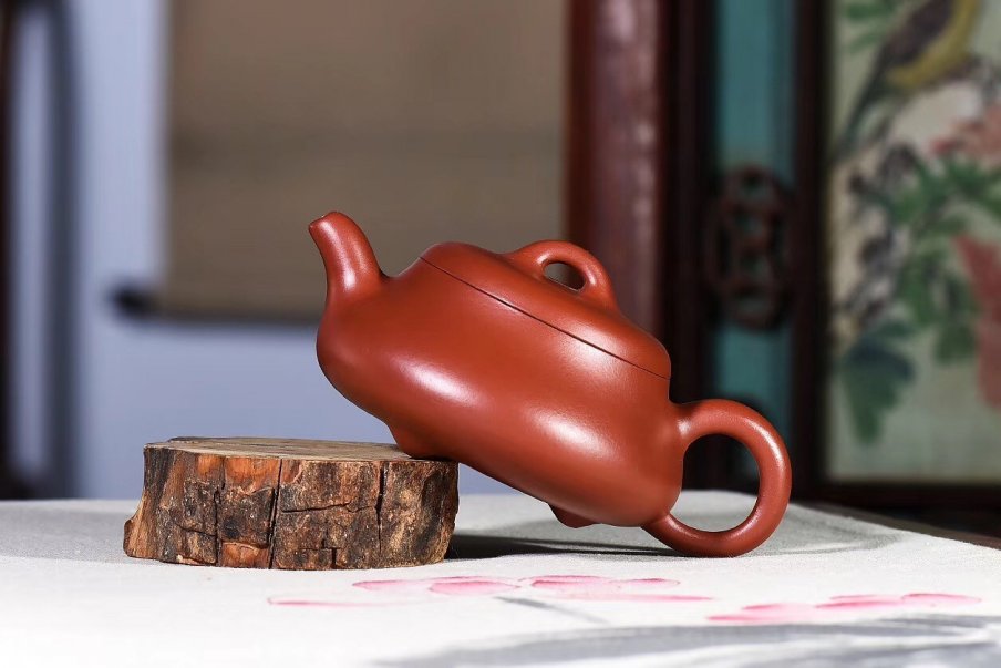 戚志君作品 汉棠石瓢