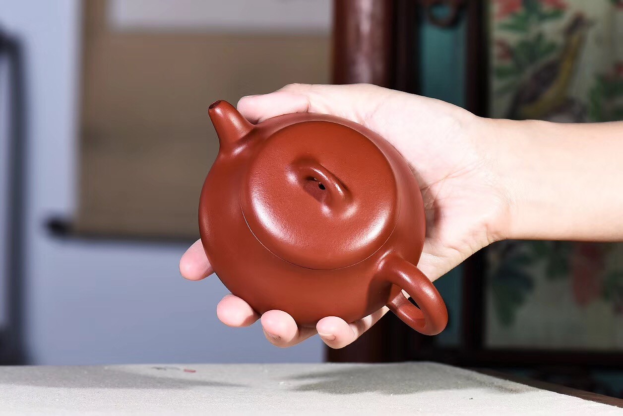 戚志君作品 汉棠石瓢