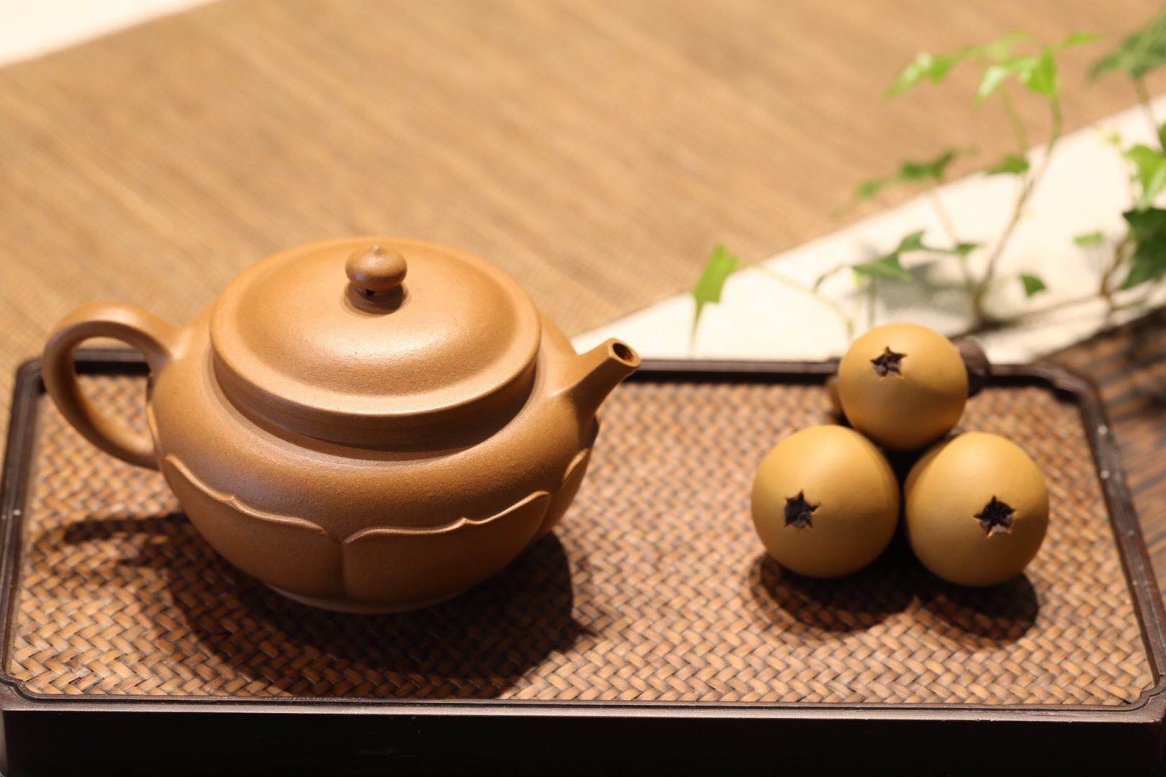 蒋芳仙作品 碗灯梵莲