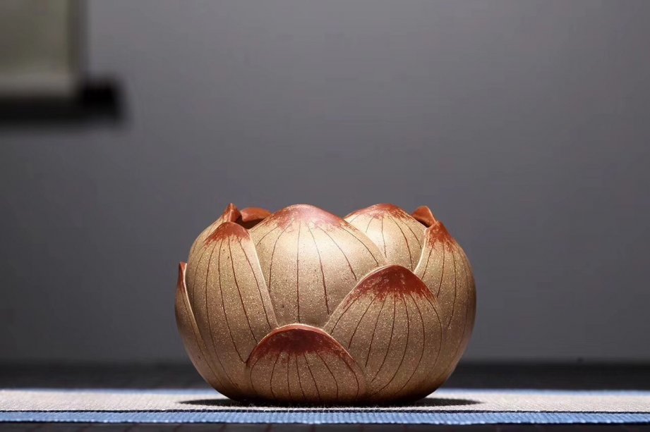 谈敏作品 青蛙莲子