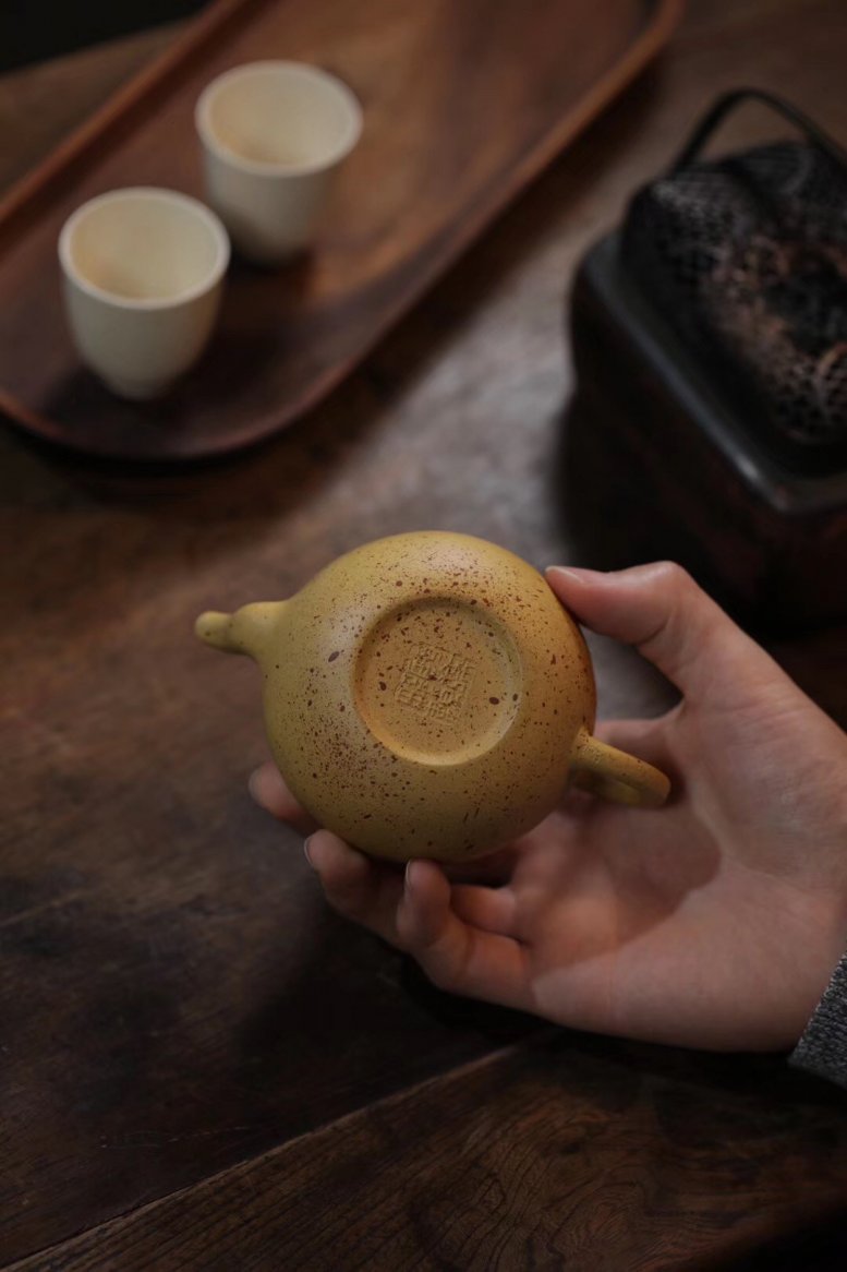 韩迪作品 梨型