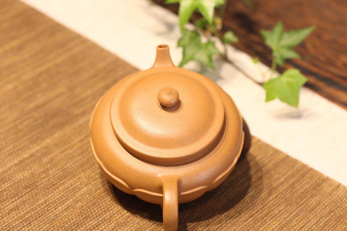 蒋芳仙作品 碗灯梵莲
