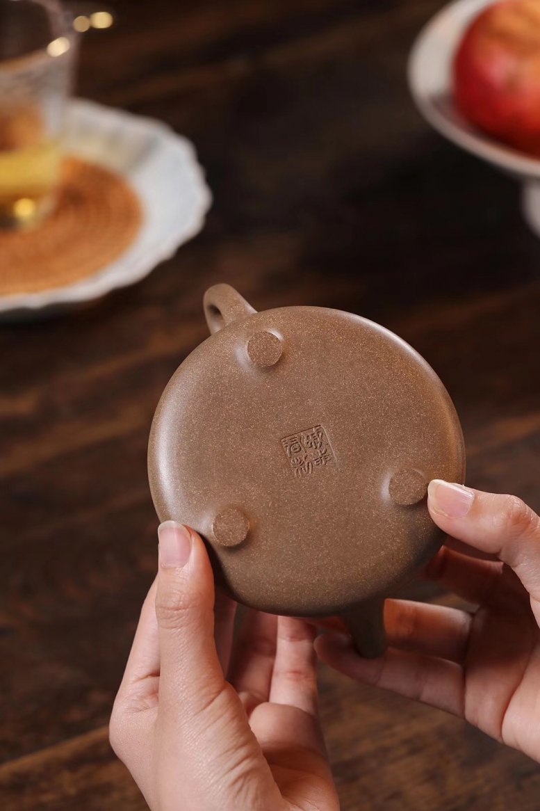 戚志君作品 石瓢