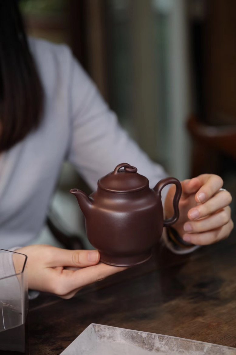 陈憶枫作品 精工卓莲