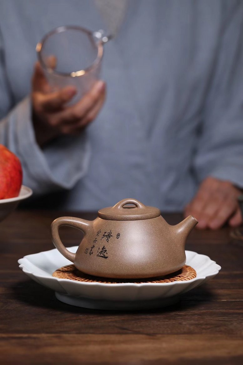 戚志君作品 石瓢