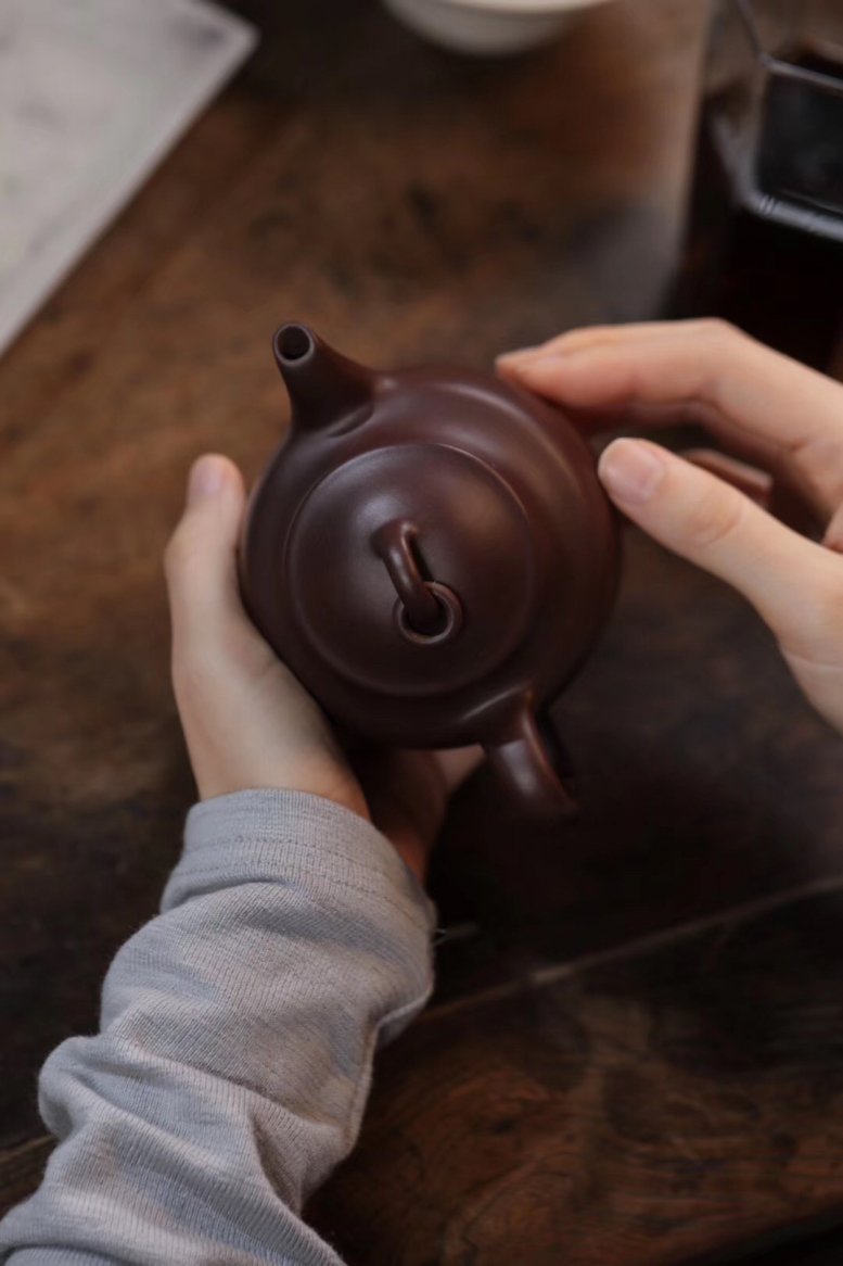 陈憶枫作品 精工卓莲