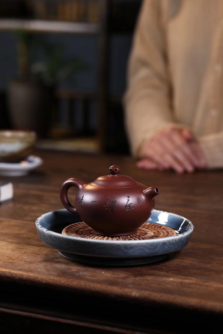 戚志君作品 宫灯