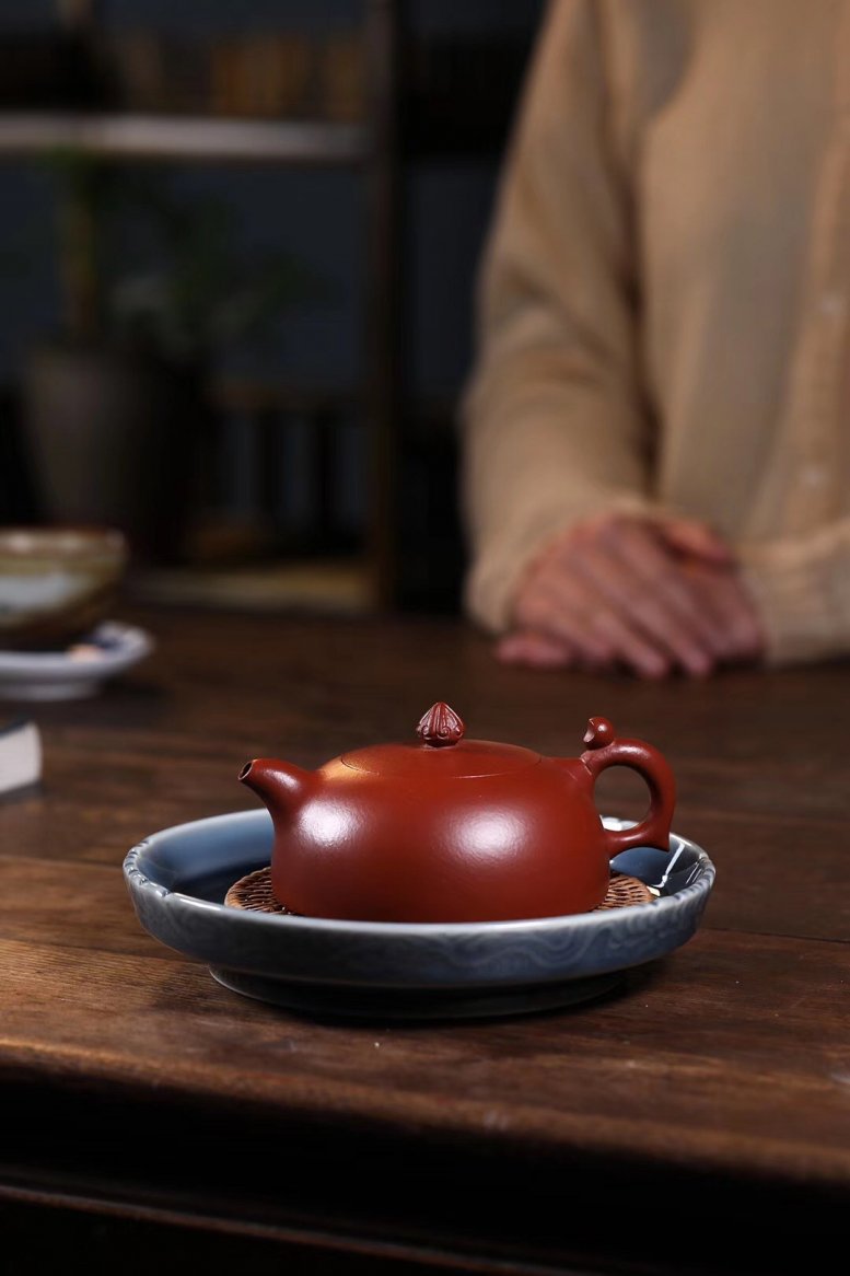 戚志君作品 瑞灵半月
