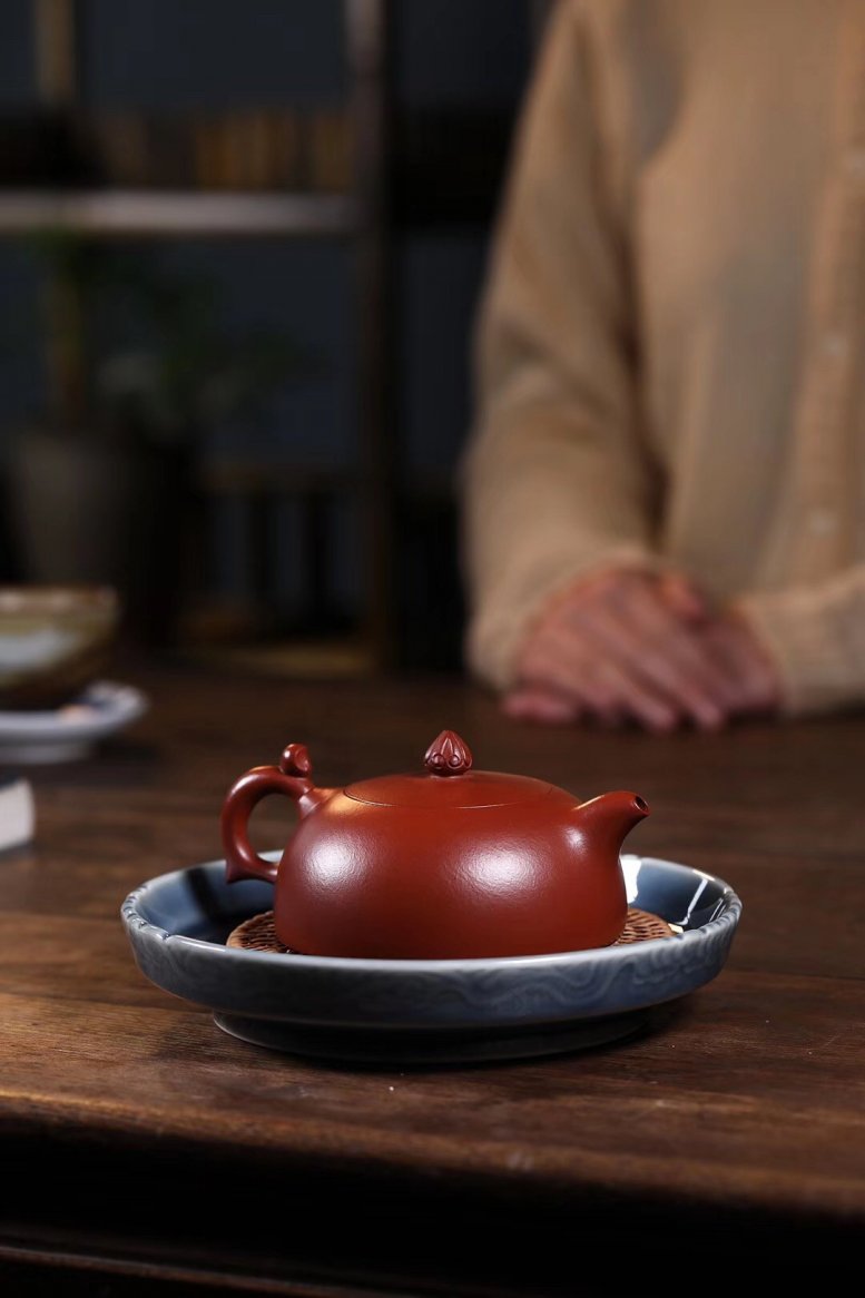 戚志君作品 瑞灵半月