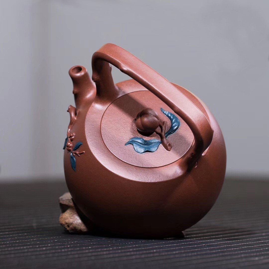王玉芳作品 硕果提梁