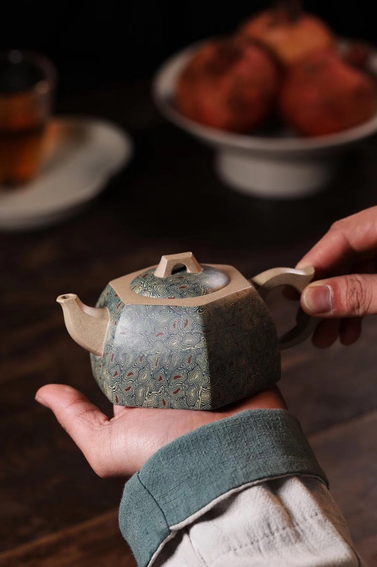 戚志君作品 六方井栏
