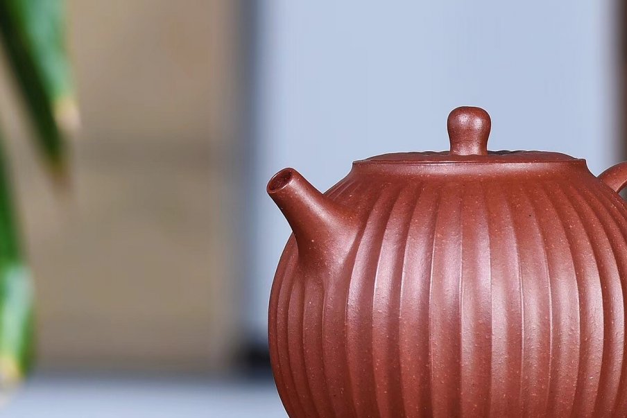 范永芳作品 菱花苹果壶