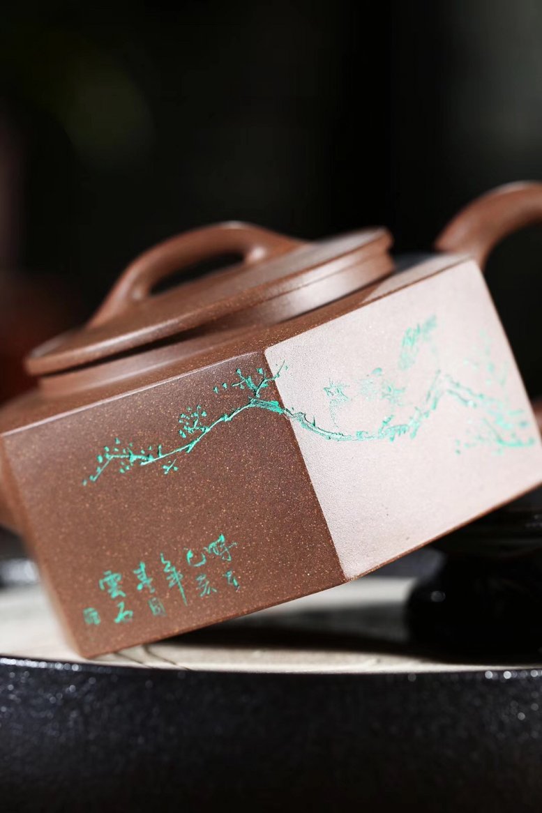 沈洪斌作品 六方井玉
