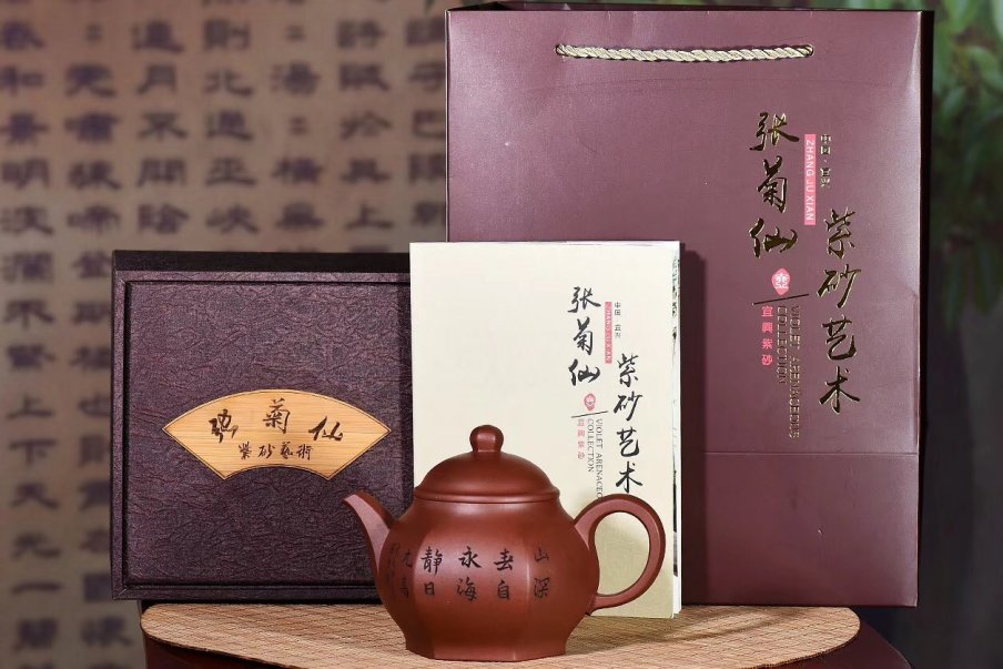 张菊仙作品 六方宫灯