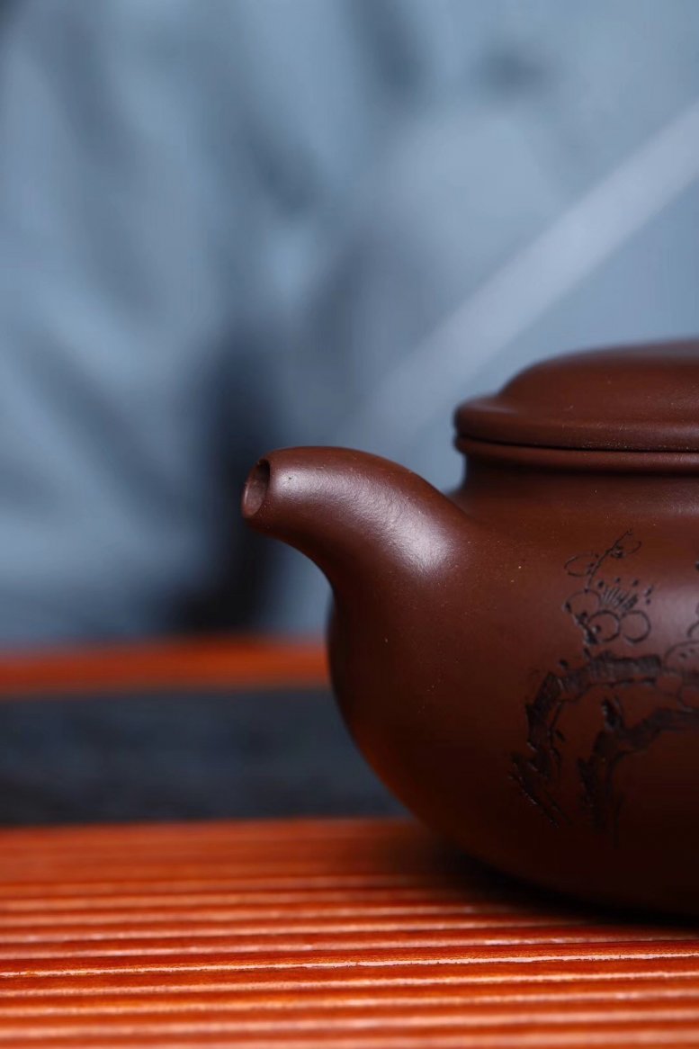 张菊仙作品 扁鼓