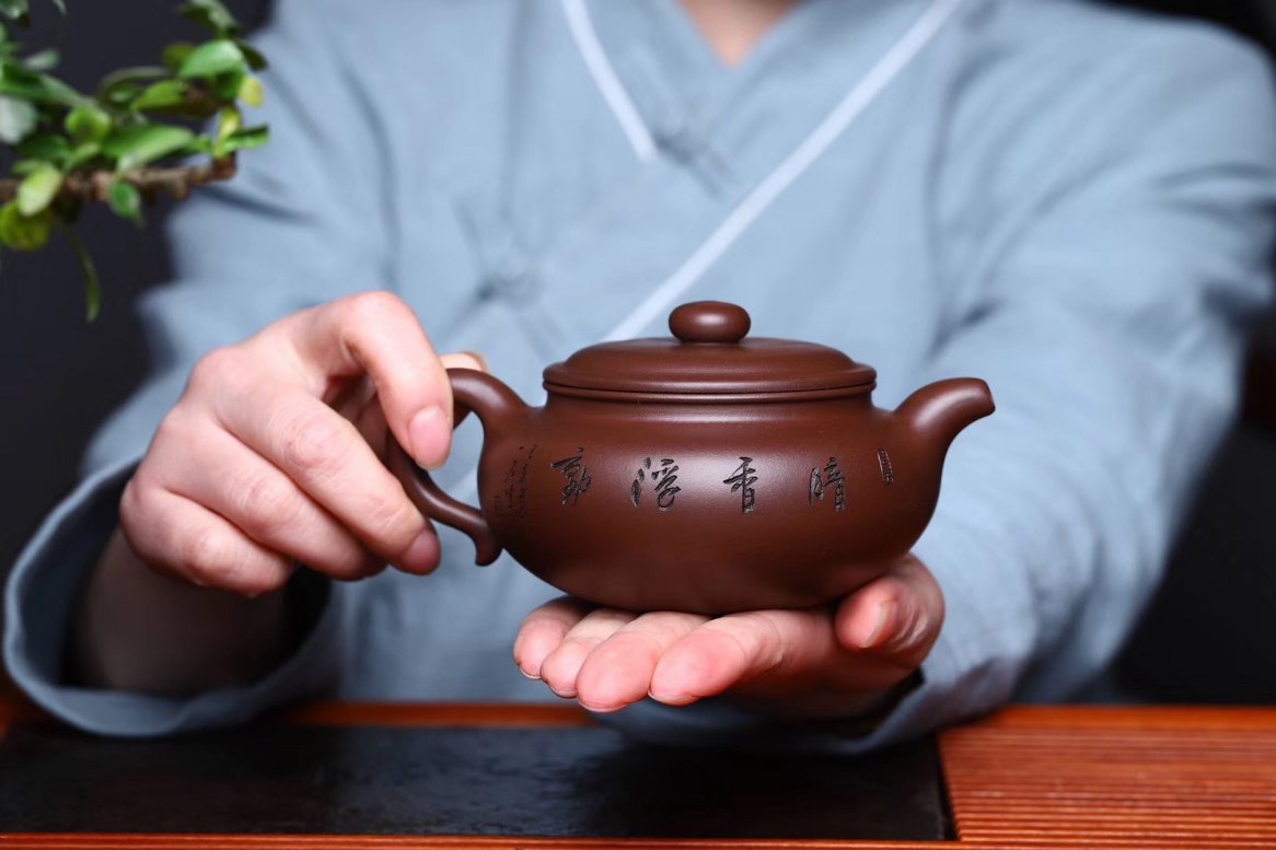 张菊仙作品 扁鼓