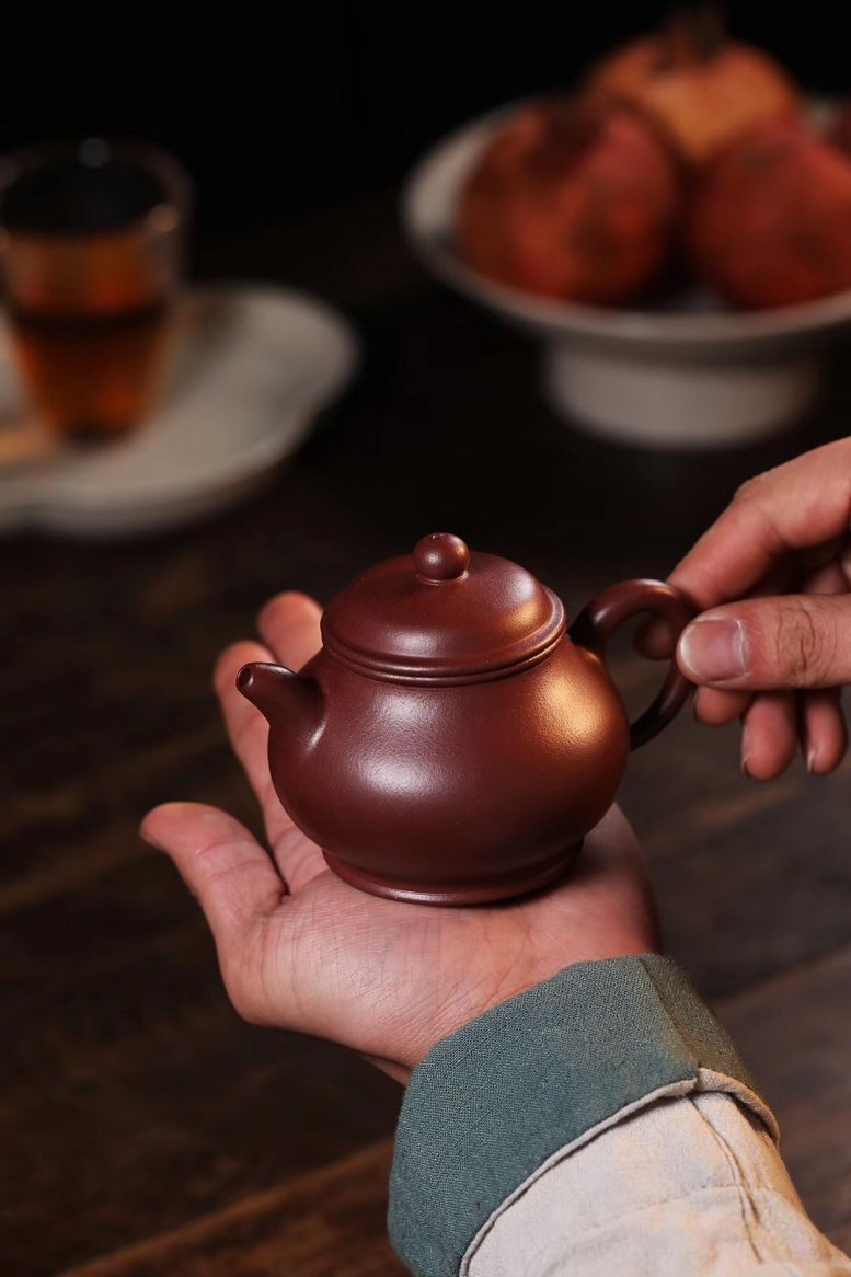 戚志君作品 潘壶