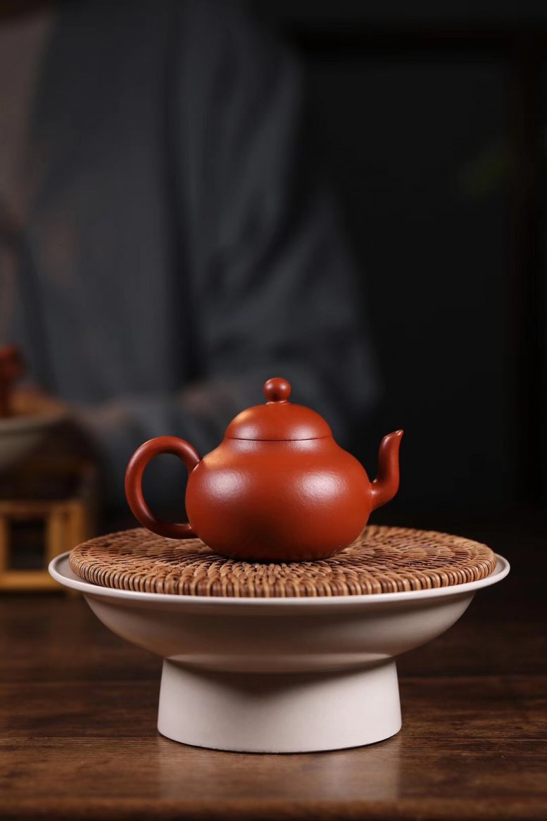 戚志君作品 梨形