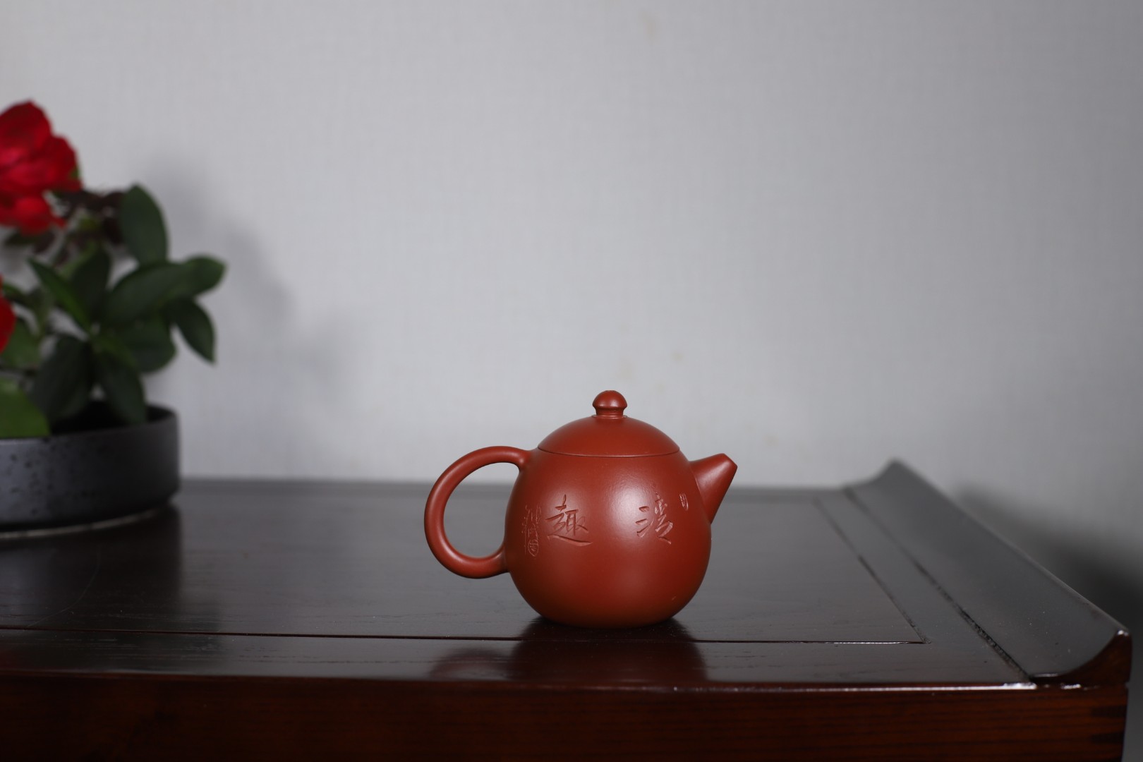 李群作品 龙蛋