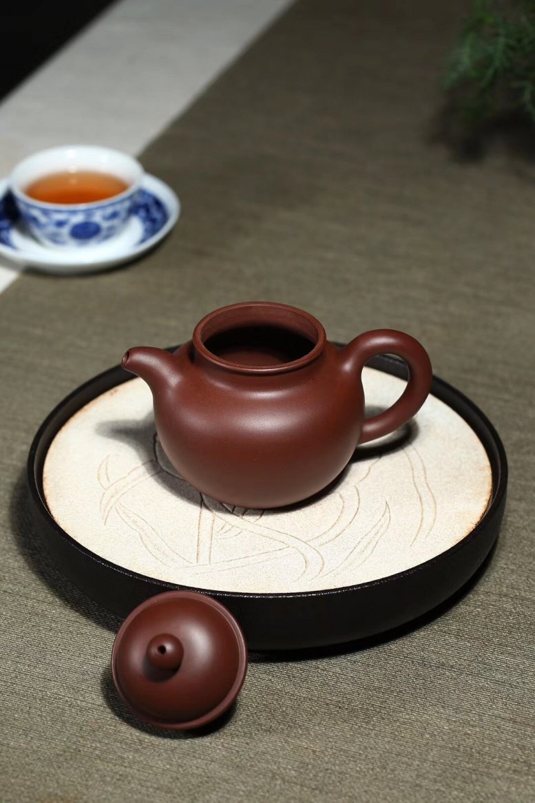 一由作品 掇球