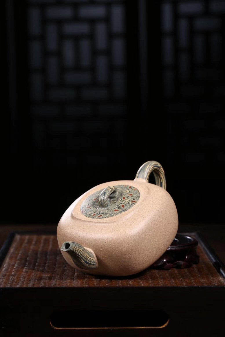 杨军保作品 绞泥愚方