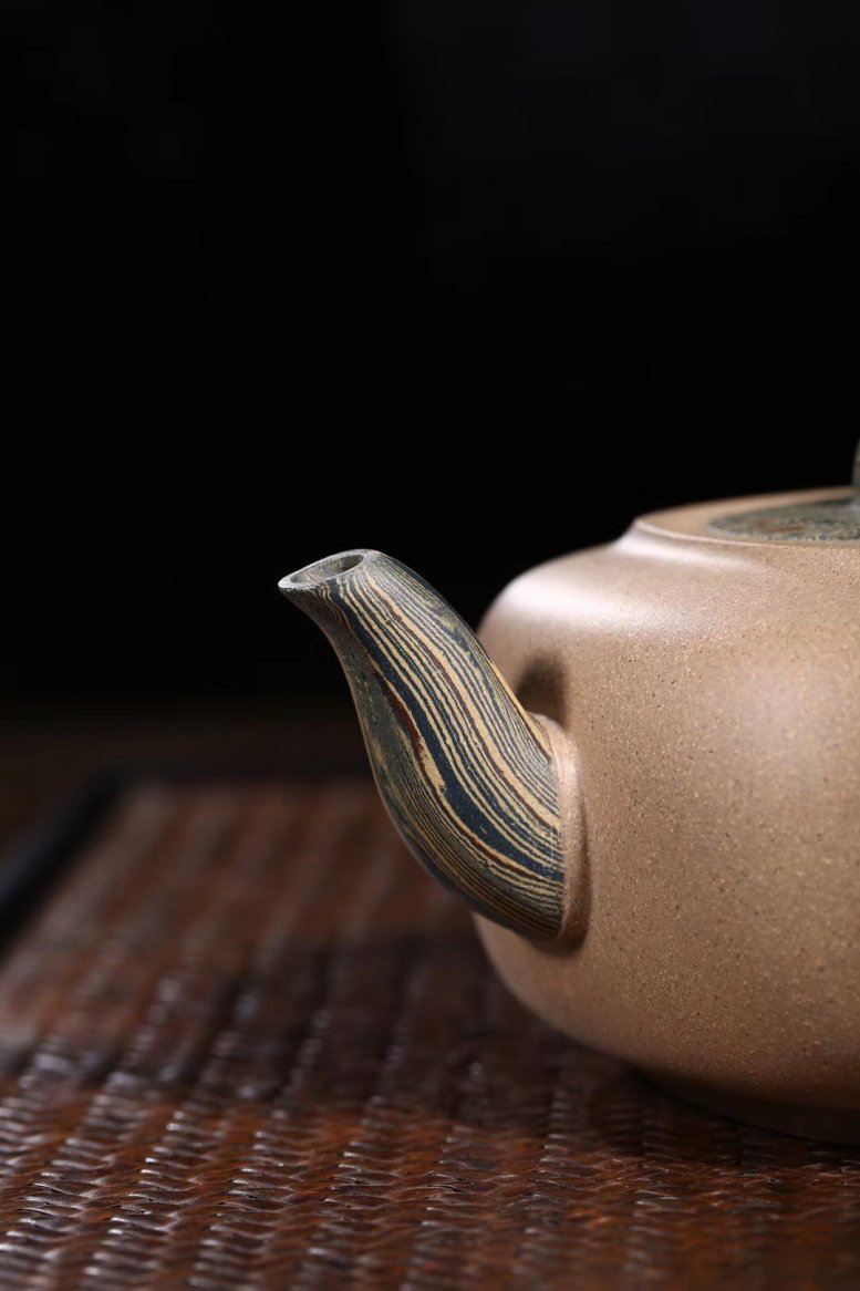杨军保作品 绞泥愚方