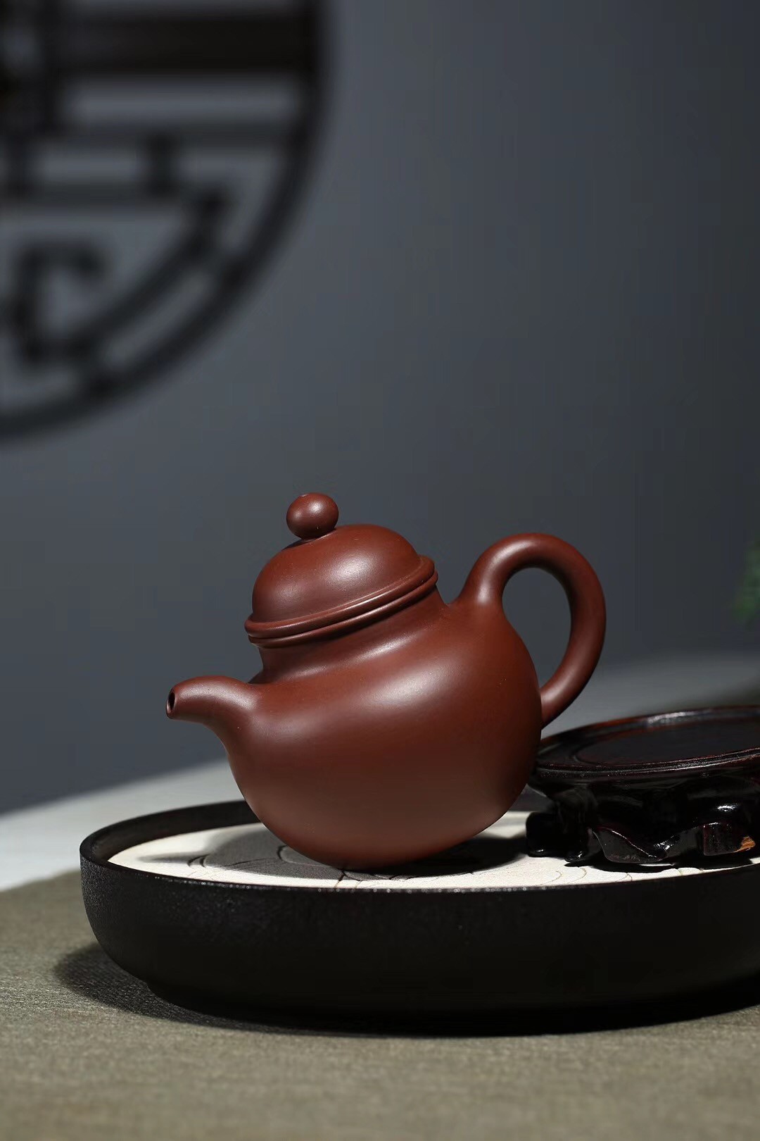 一由作品 掇球