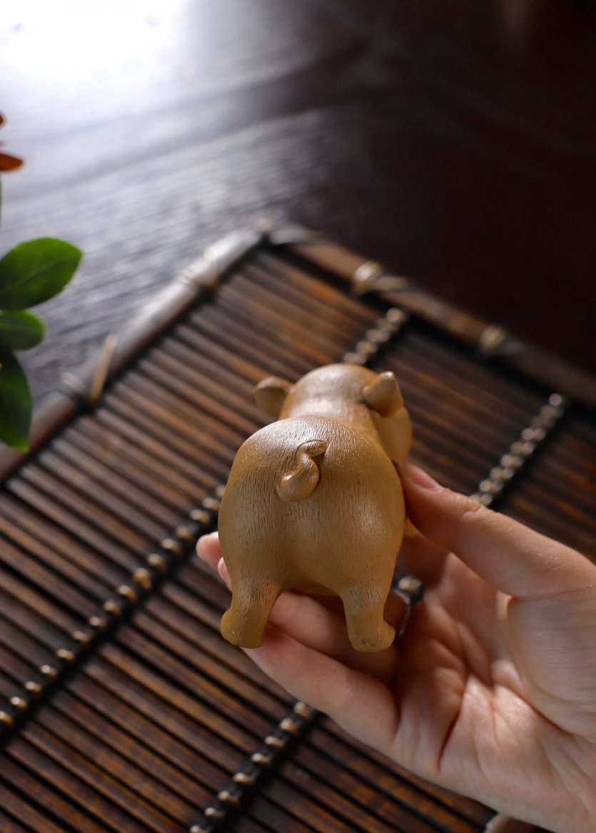 悠然紫砂作品 金猪茶宠