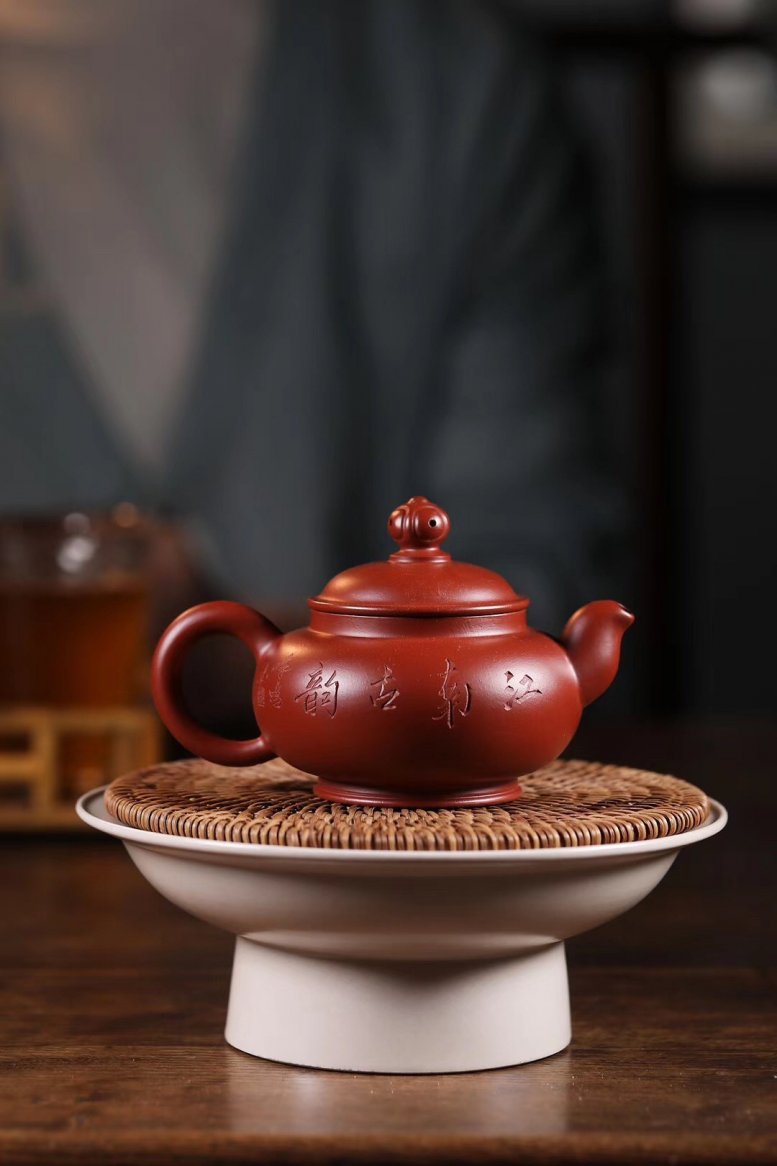 戚志君作品 江南小城