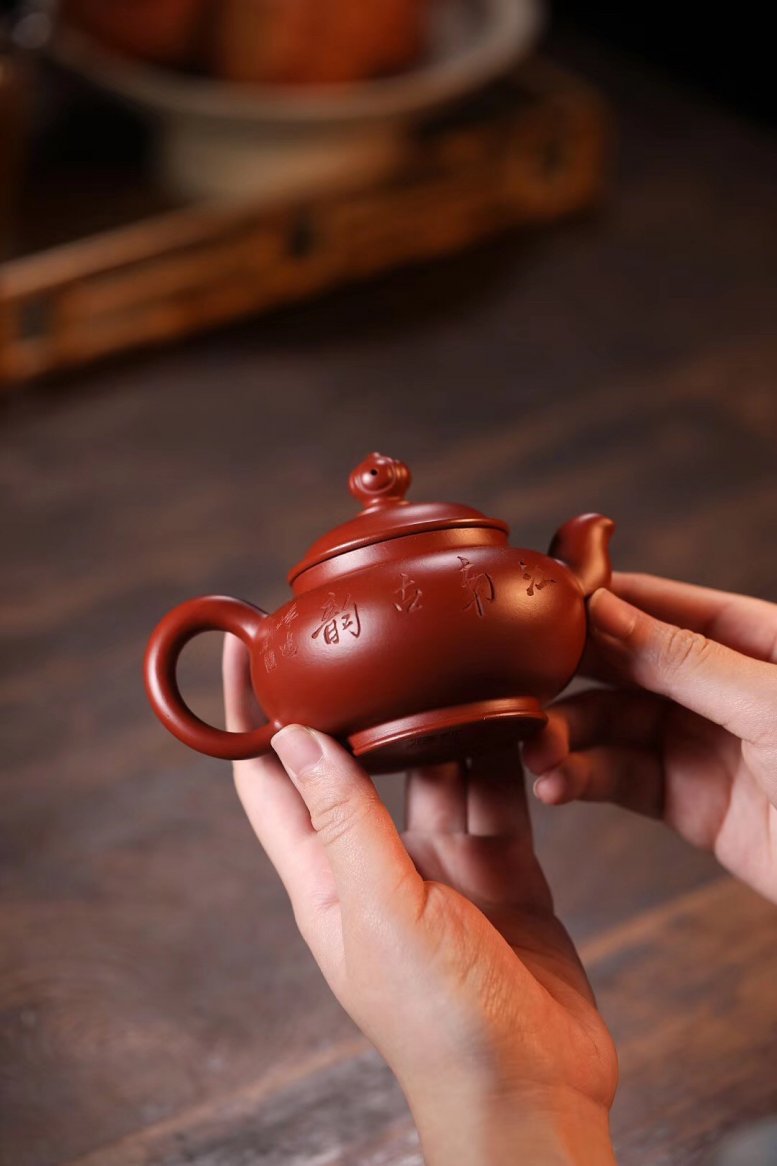 戚志君作品 江南小城