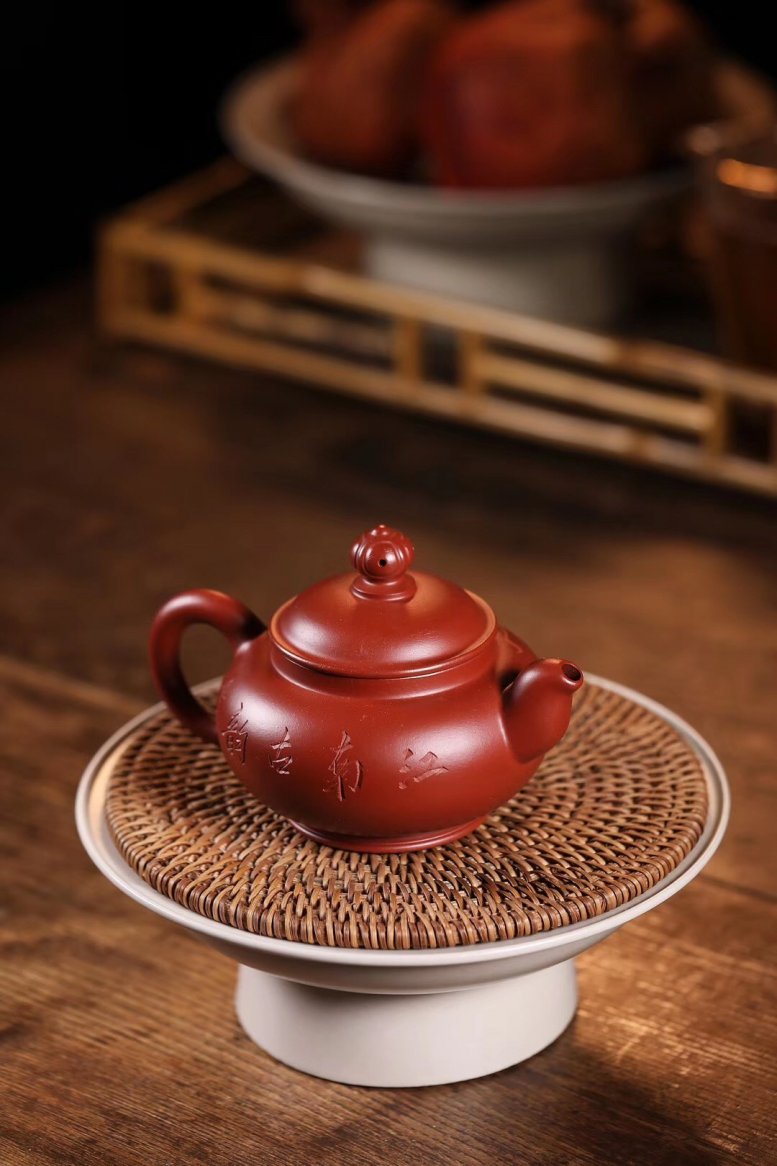 戚志君作品 江南小城