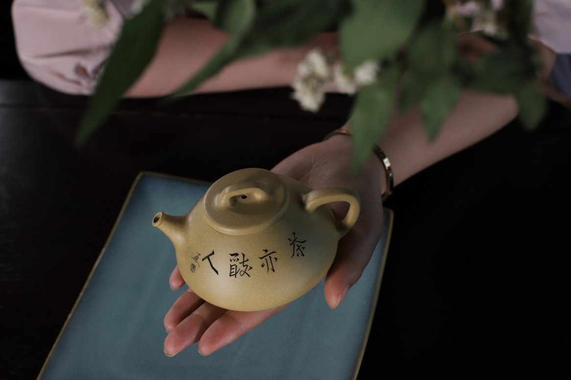 张菊仙作品 心舟石瓢