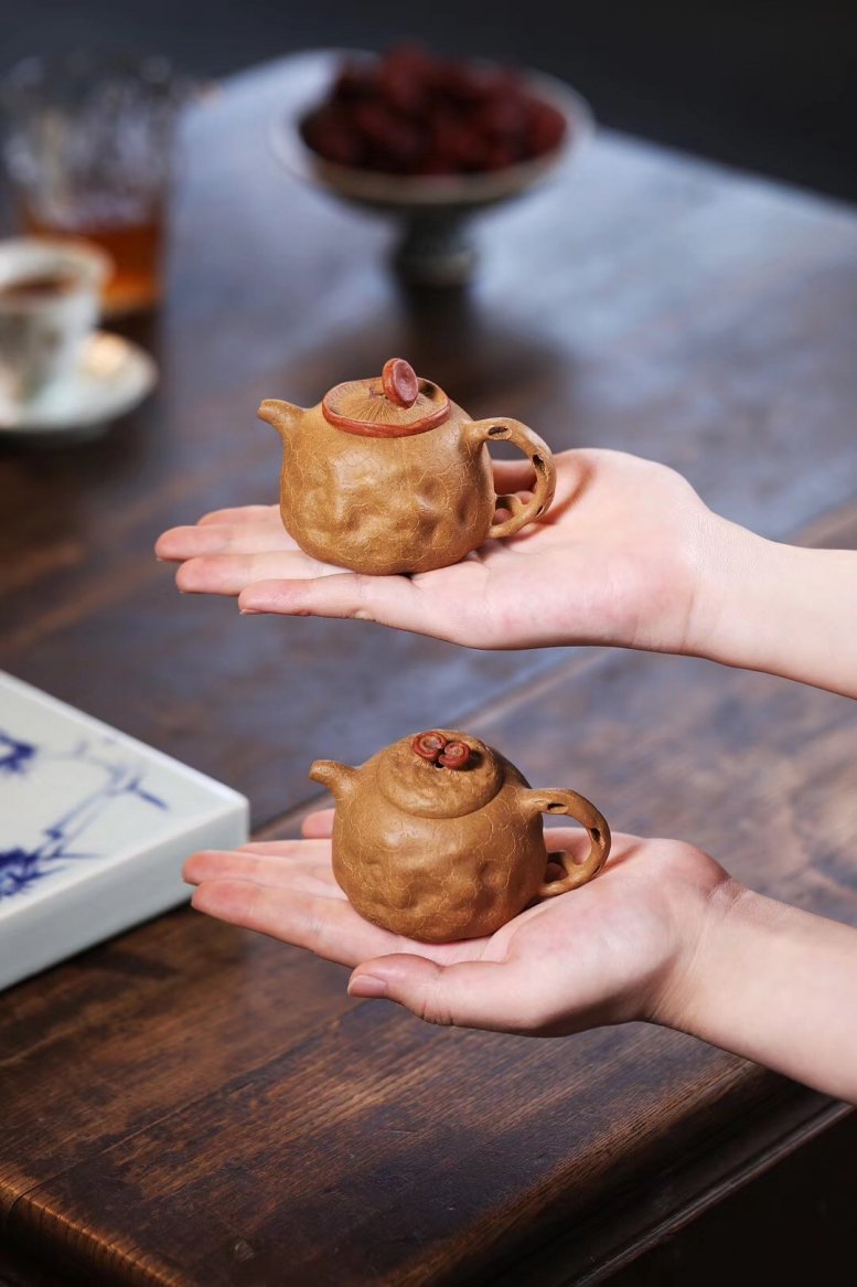 李群作品 灵芝供春
