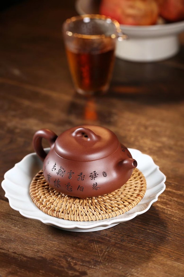 戚志君作品 汉棠石瓢