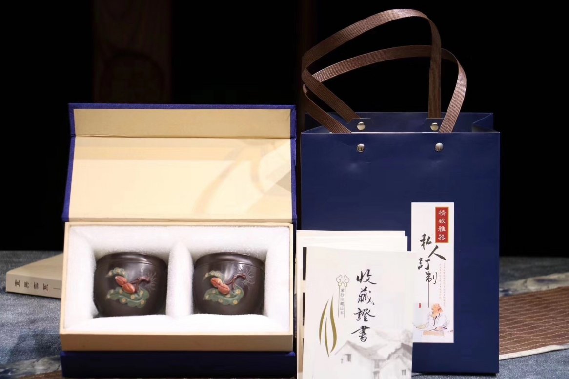 吕霞作品 寿桃对杯
